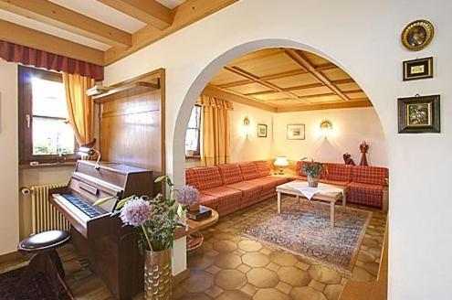 Hotel Panorama Garni Ingrid Dobbiaco Esterno foto